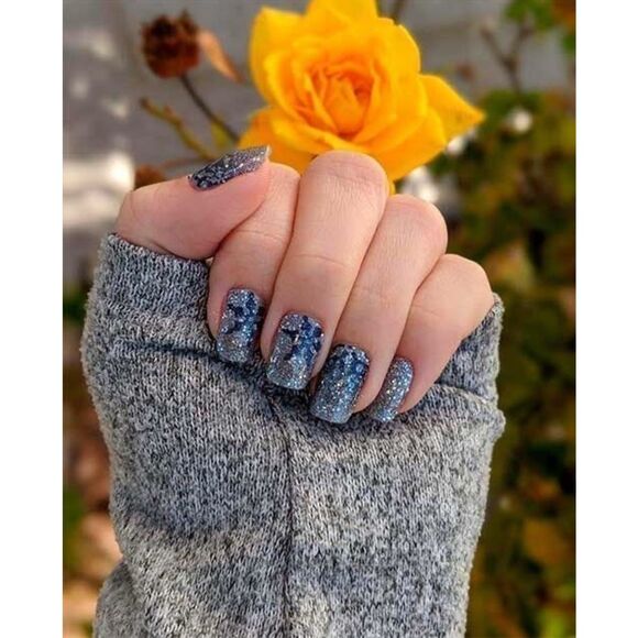 ice ice maybe Color Street Silver Sparkle Nail Strips / ice ice maybe - Picture 3 of 10